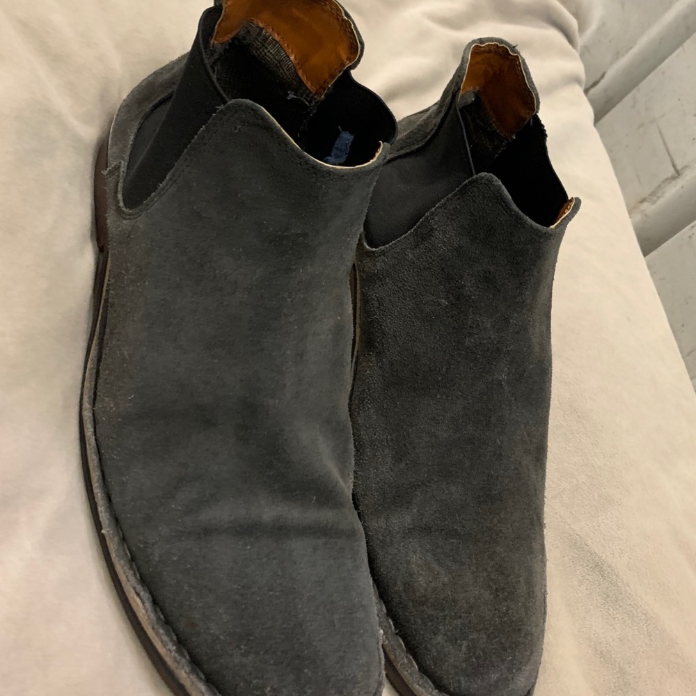 Kenneth Cole boots
